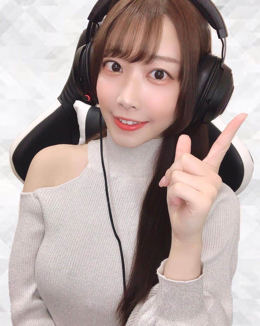 西井綾音のインスタグラム：「【❤️ご報告❤️】 . . .  この度、西井綾音は . SUPER GT 300クラス　96号車  K-tunes Racing のレースクイーン 『2021 Win G』を務めさせていただきます✨ . . . 沢山の方々とサーキットでお会いできるのが楽しみです✨ . . . レースクイーン2年生として成長した姿を見せられるように精一杯頑張ります！ . . . 私達と一緒に96号車の応援宜しくお願い致します❗️ . . . .  #レースクイーン　#supergt #ktunesracing #winG #スーパーgt #racequeen #岡山トヨペット」