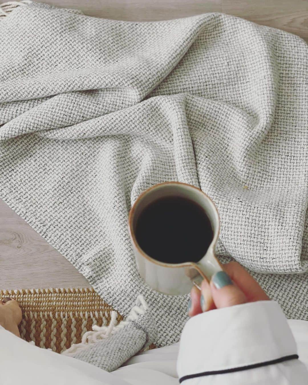 のインスタグラム：「おはようございます。 コーヒーとクロワッサン🥐 好きな組み合わせから始まる朝」