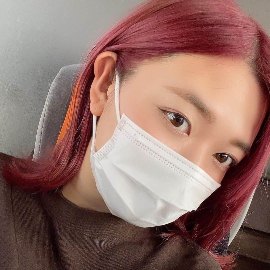 佐々木舞夕のインスタグラム：「__💇‍♀️  new color💞  #カシスピンク  #ヘアカラー #春カラー #newhair」