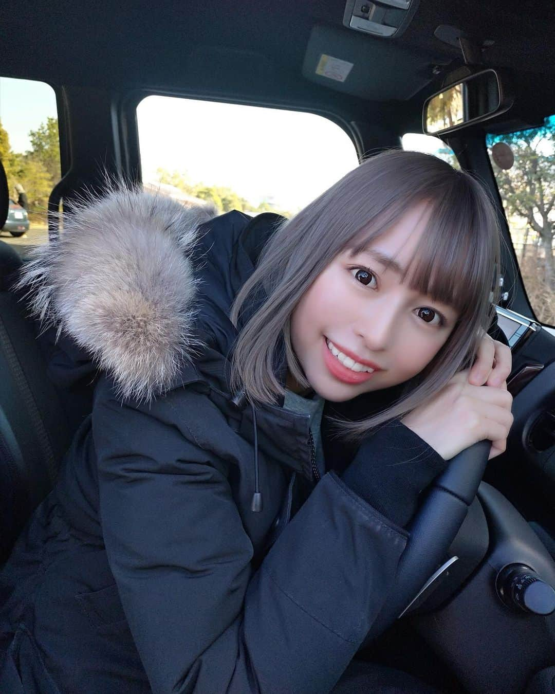 寺坂ユミさんのインスタグラム写真 - (寺坂ユミInstagram)「ドライブ🚙  #car#cars#auto#carselfie#車#japanese」3月5日 15時15分 - 129ym