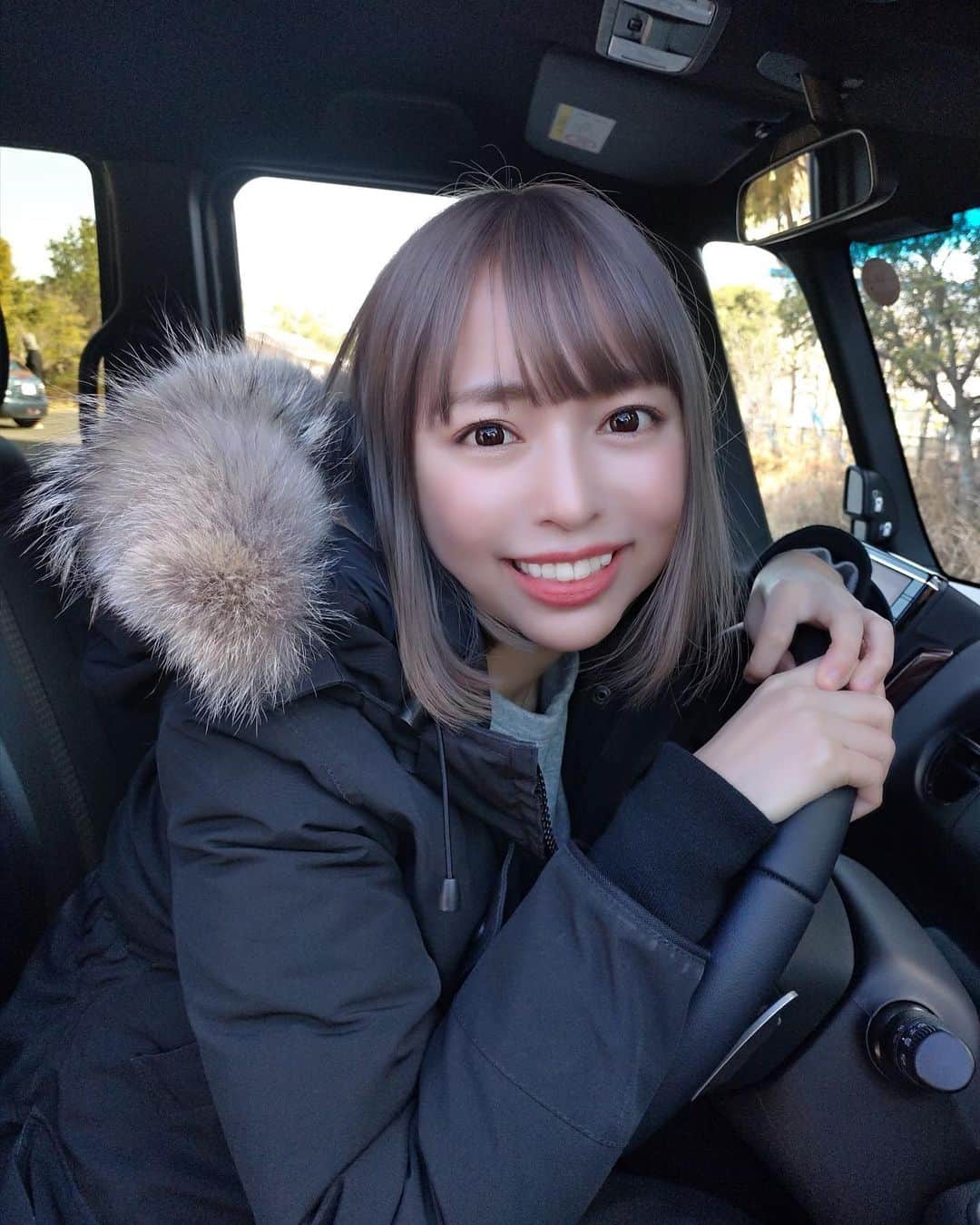 寺坂ユミさんのインスタグラム写真 - (寺坂ユミInstagram)「ドライブ🚙  #car#cars#auto#carselfie#車#japanese」3月5日 15時15分 - 129ym