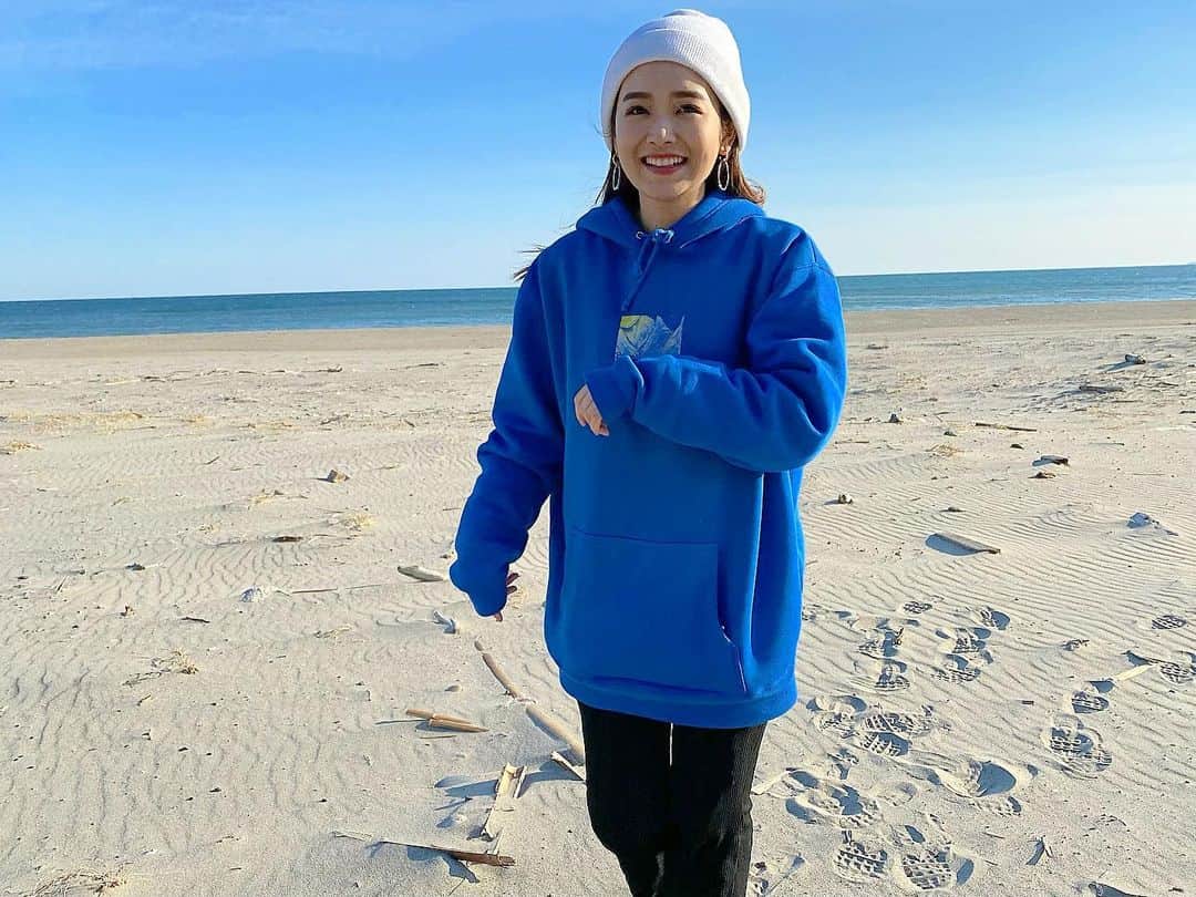 富久美玲のインスタグラム：「_ . 愛知県内でも遠くて普段は行けない海🏝 .」