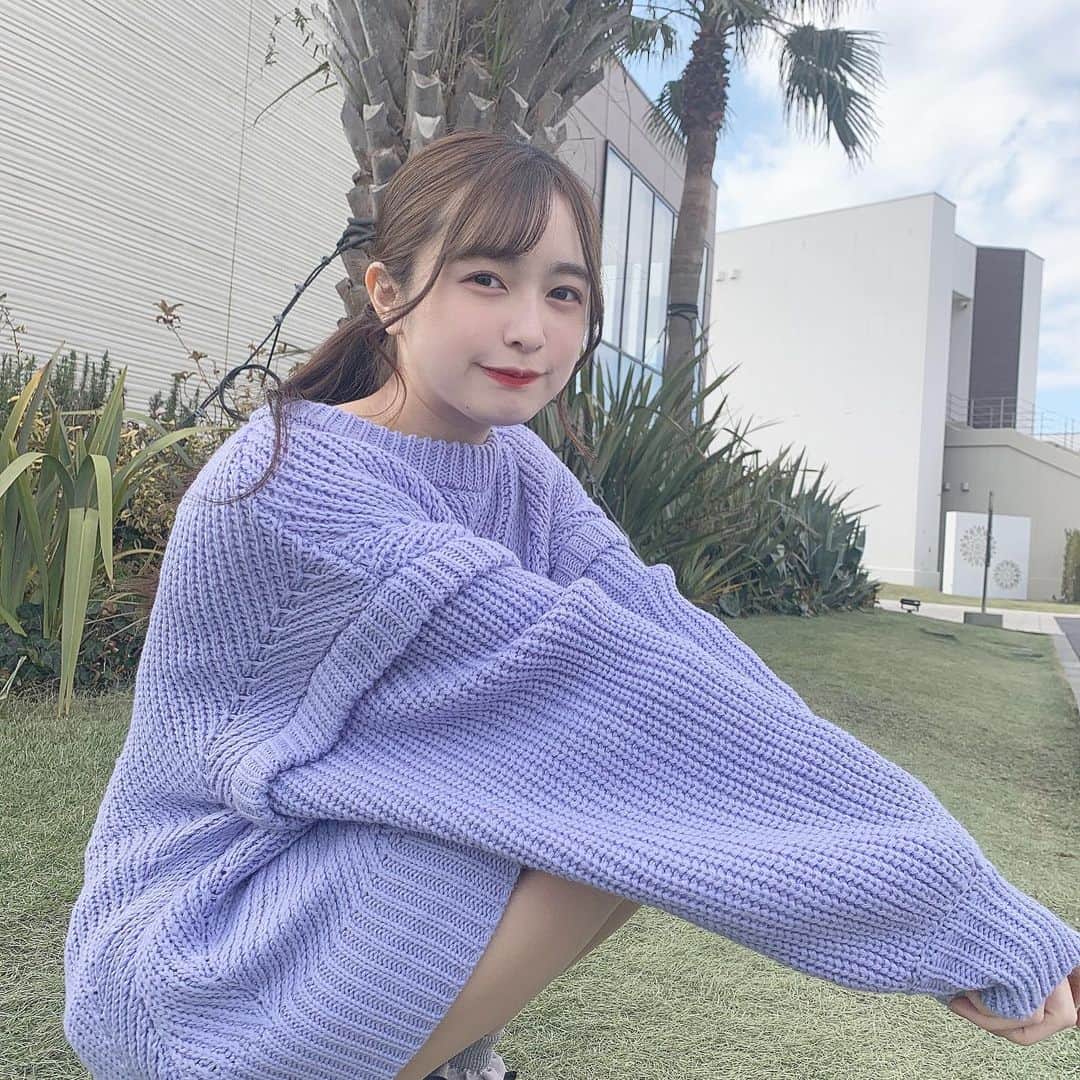 のインスタグラム：「. GRLプチプラすぎん、かわい！ . . #grl購入品 #grl #プチプラコーデ #ニットワンピ #ミニワンピ #オーバーサイズニット #ポニーテール女子 #ニット女子」
