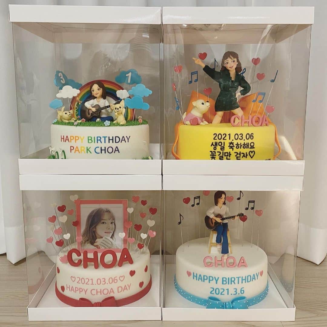チョアのインスタグラム：「많은 축하와 케이크를 받은 생일😆  #3월6일 #케이크 #내생일🎂  #감사합니다❤️」