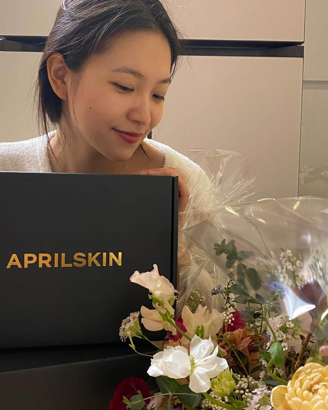 イェリさんのインスタグラム写真 - (イェリInstagram)「@aprilskin_korea 항상 감사해요 나의 에이프릴 스킨」3月5日 22時22分 - yerimiese