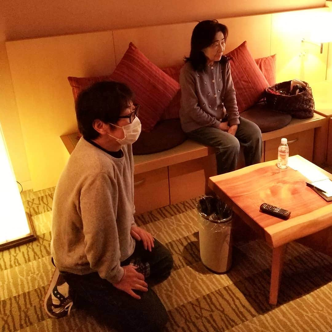 中村玉緒さんのインスタグラム写真 - (中村玉緒Instagram)「皆さん、たのしんでいただけましたか？ 旅サラダ。  相変わらず、今日の事は今日で忘れる(笑)で目一杯楽しませてもらいました。  いつも、笑顔で迎えて下さる皆さまに感謝でいっぱいです。 また、楽しい旅、させてもらえたら嬉しいです。  #旅サラダ #神田正輝 #向井亜紀 #勝俣州和 #三船美佳 #ラッシャー板前 #広瀬未花 #東留伽  #ABCテレビ #中村玉緒」3月6日 12時04分 - tamao_nakamura