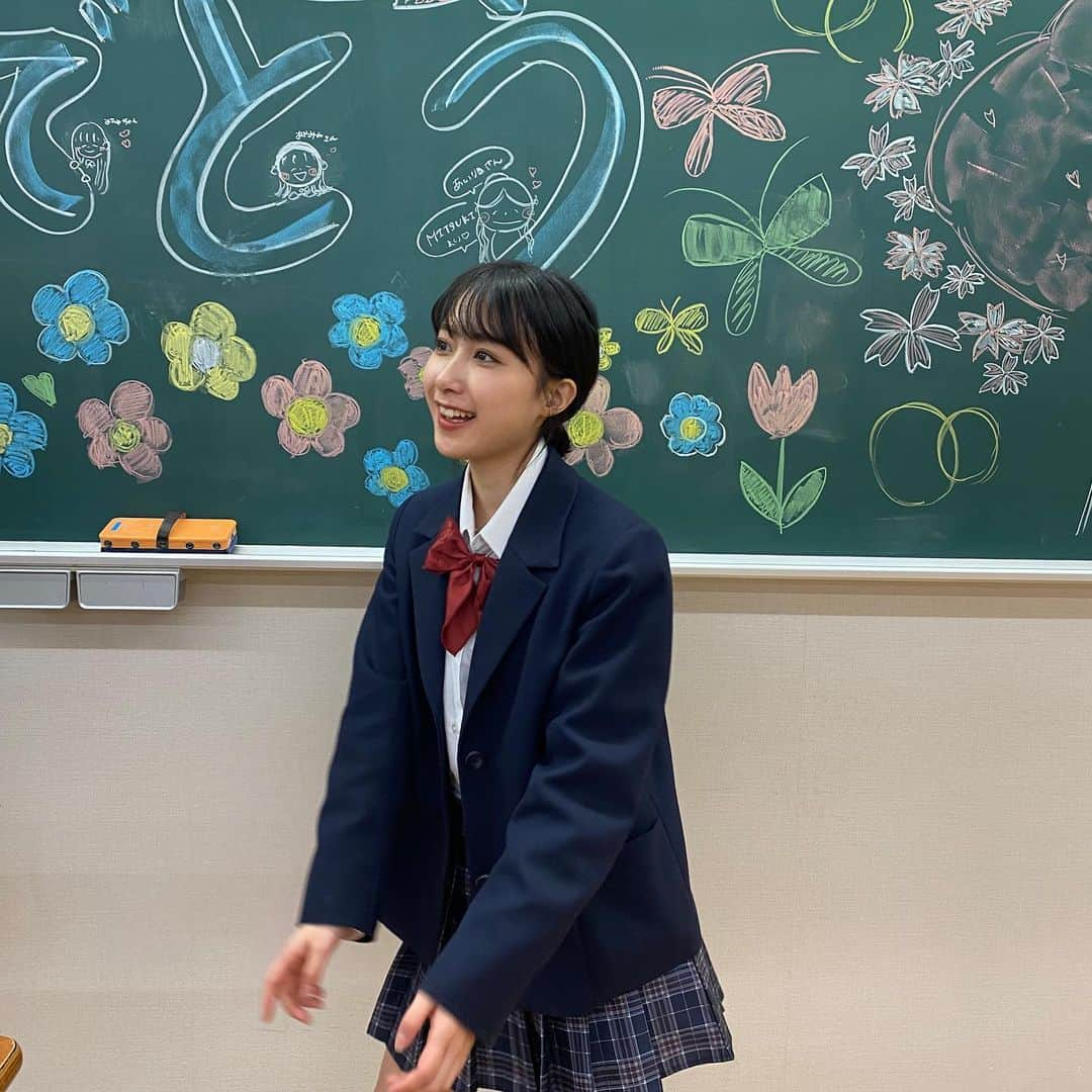 山口るあさんのインスタグラム写真 - (山口るあInstagram)「Popteen4月号発売しました❤︎  企画も盛り沢山だし、卒業企画もあります😭 春❤️コーデもあります！  まだ買ってない方は買ってみてください😍  まだ買ってない方は是非❤️✌️」3月6日 20時16分 - ru_chandabe