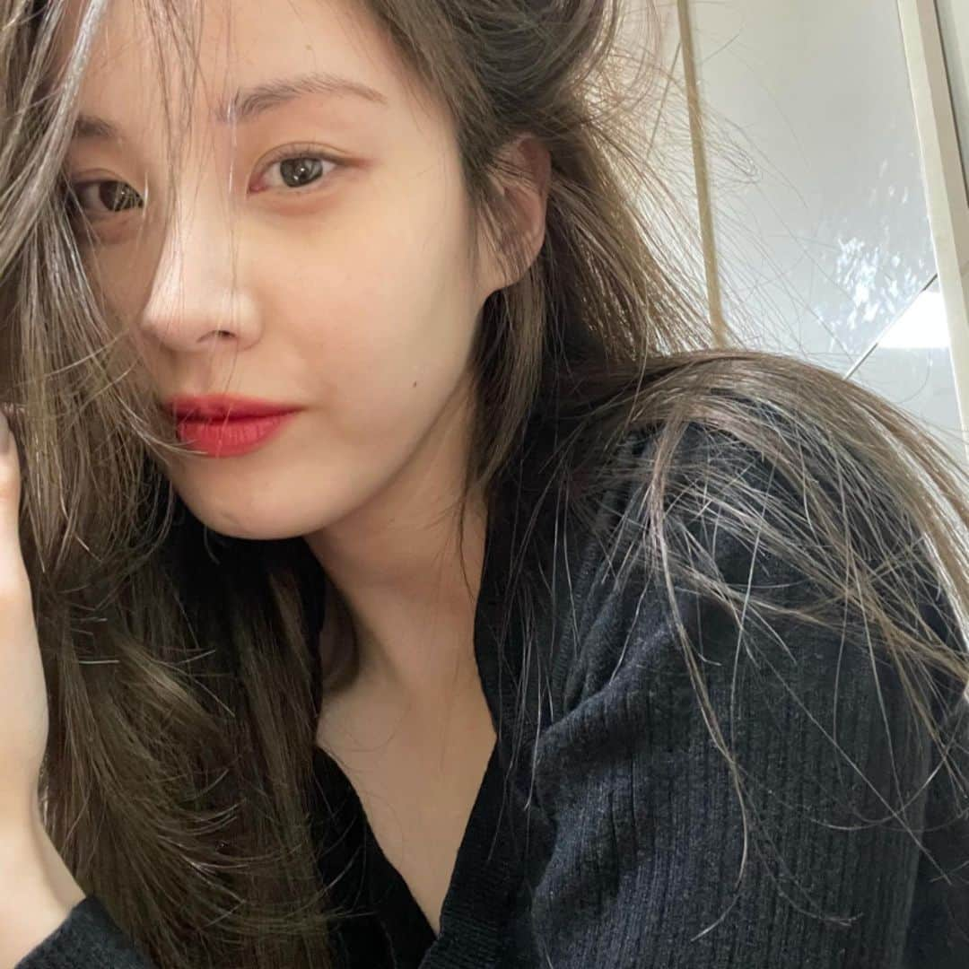 ソヒョンさんのインスタグラム写真 - (ソヒョンInstagram)「How was your day?!」3月6日 20時42分 - seojuhyun_s