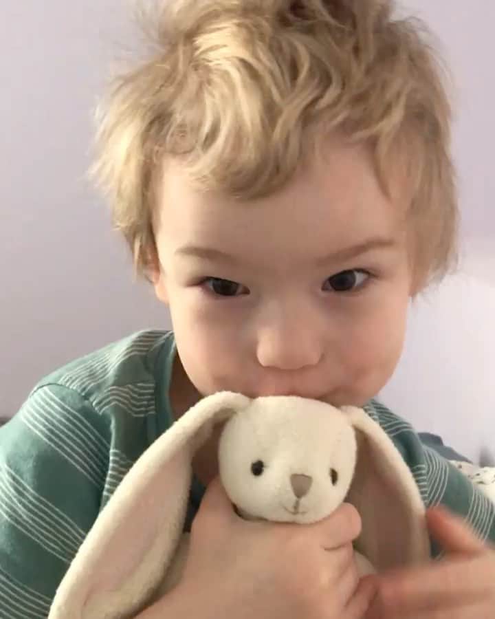 キセニア・アファナセワのインスタグラム：「#мышонокмот🐭 Какой он уже взрослый 😍😭」