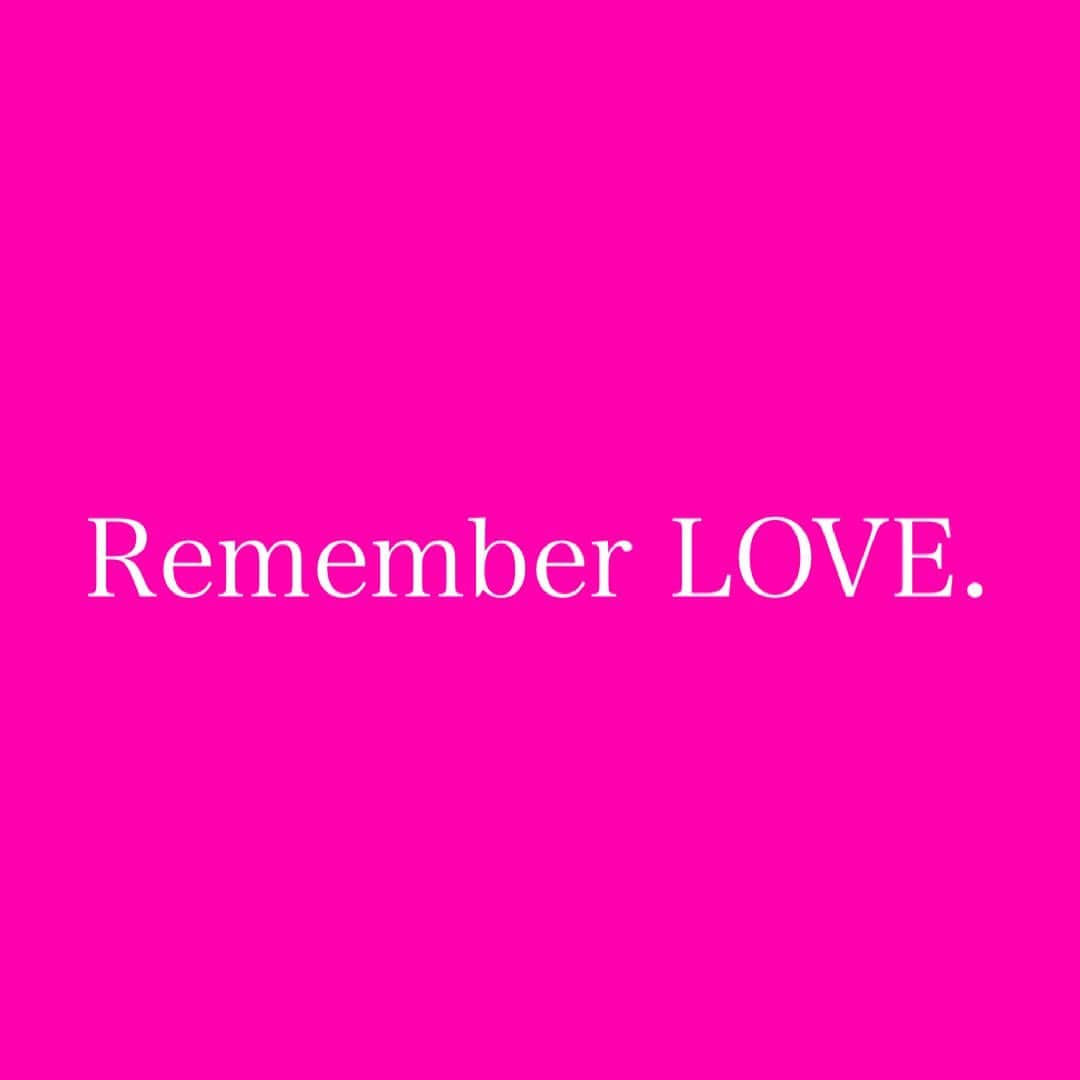 水沢アリーさんのインスタグラム写真 - (水沢アリーInstagram)「愛を思い出して。  #アリー愛について思うこと」3月6日 16時17分 - ally_mizusawa
