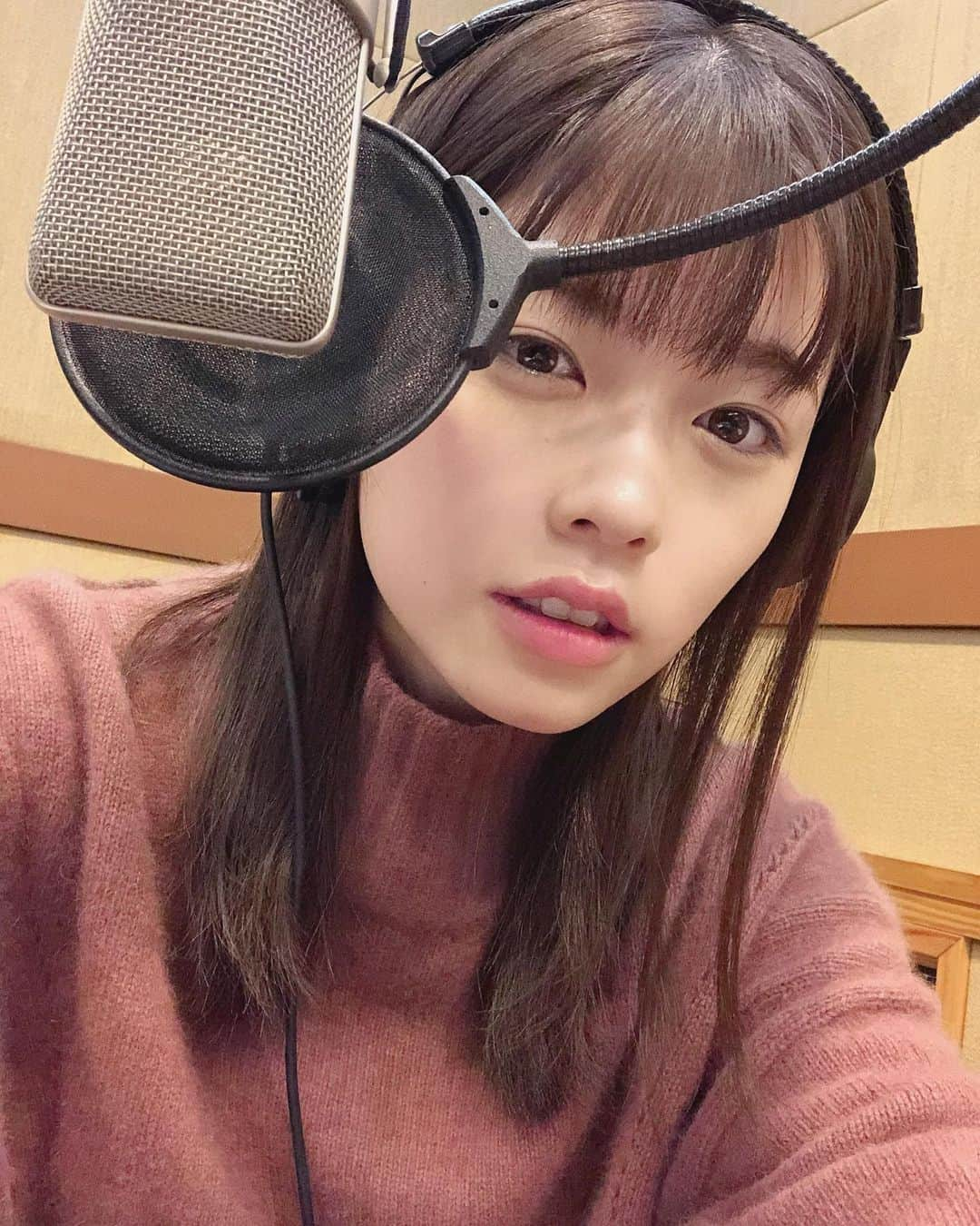 小芝風花さんのインスタグラム写真 - (小芝風花Instagram)「お知らせです📢 本日、3月6日（土） NHK BSプレミアム　21:00〜 「天空チベット　タンカ絵師の郷」 ナレーションを担当させて頂きました☺︎ ぜひご覧ください(｡・・｡) #天空チベットタンカ絵師の郷」3月6日 18時12分 - fuka_koshiba_official