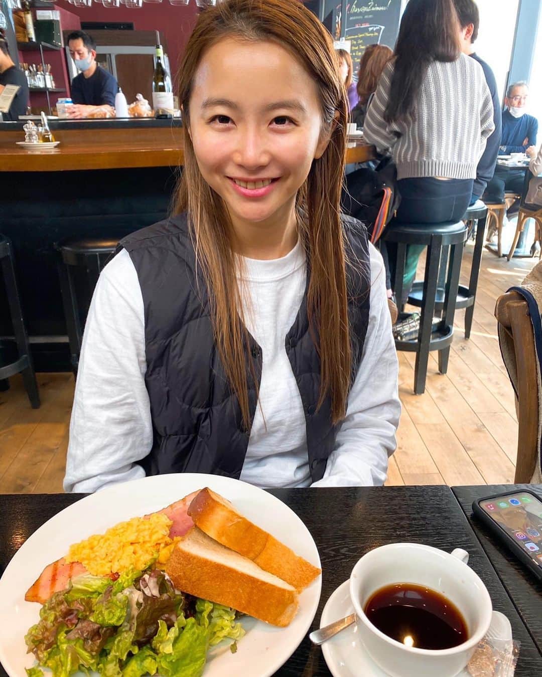 大田明奈さんのインスタグラム写真 - (大田明奈Instagram)「G☀️M #sawamura  #広尾 #西麻布カフェ  #朝食」3月7日 6時10分 - moreakee