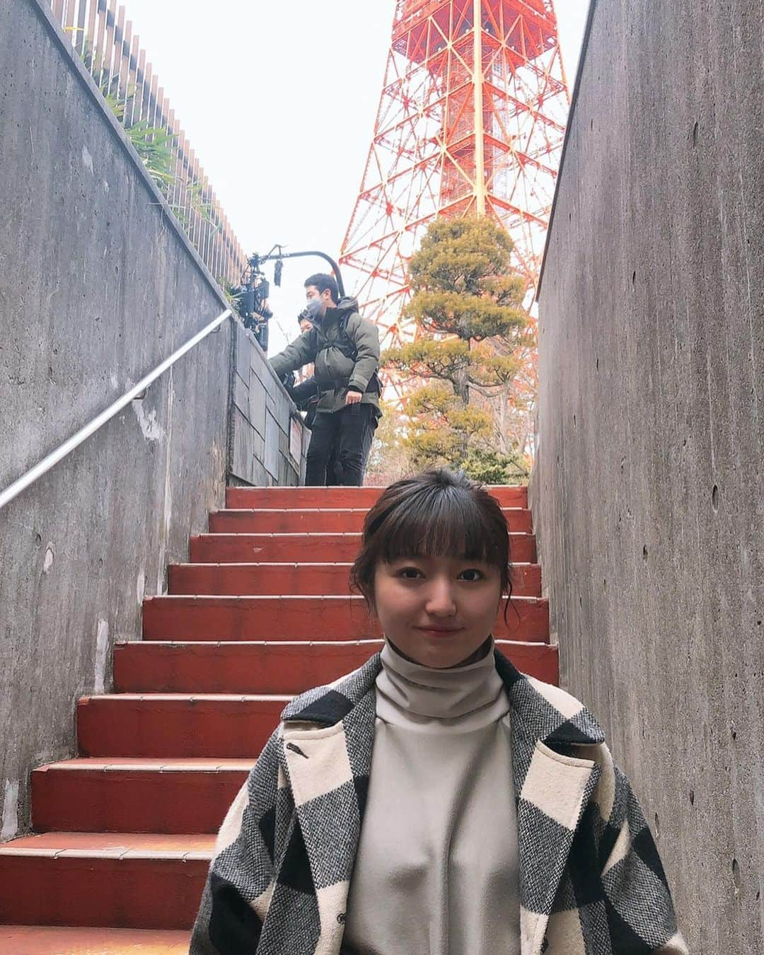 谷花音さんのインスタグラム写真 - (谷花音Instagram)「YouTubeのピカイチchannelで福ちゃんと8年振りに歌を歌わせていただきました！  ｢天才じゃなくても｣ 楽曲のテーマは思春期に効く哲学ソング  今回、楽曲をプロデュースしてくださったマツザカタクミ（ex.Awesome City Club）さん、大久保潤也さんと福ちゃん、ピカイチchannelスタッフの方々と曲についての話し合いなどもしました😆  MVだけでなくメイキングも配信されるので、是非見てください🥰   #谷花音  #鈴木福  #ピカイチchannel  #8年ぶりに  #福ちゃんと  #歌わせていただきました！  #メイキングも  #配信されるから  #見てね！」3月7日 7時16分 - t_kanon_ta