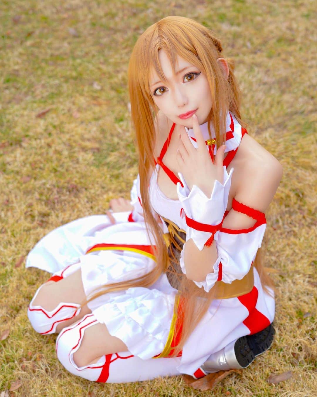 優月心菜のインスタグラム：「ソードアート・オンライン ホロウ・リアリゼーション　アスナ  photo by結城雅弘さん　 スタジオ　PAPの森　@mino162432   #PAP #SAO #ホロウリアリゼーション  #ソードアートオンライン #アスナ #結城明日奈 #コスプレ #コスプレイヤー #cosplay #cosplayer  #cos」