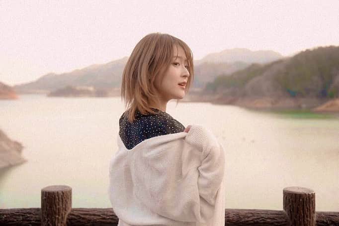 天野恵のインスタグラム：「PV撮影🎻🌸 & 富士山の日 に見れた 美しい #富士山　☺️🗻 #シャボン玉フォト」