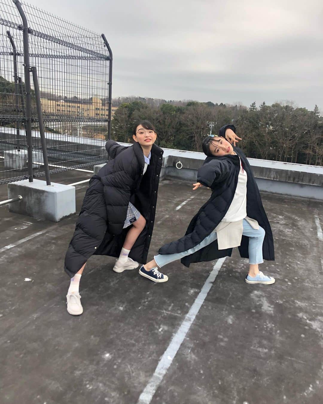 ニコ☆プチのインスタグラム：「おちゃめなひとたち😂😂  #本多萌愛 #森﨑美月」