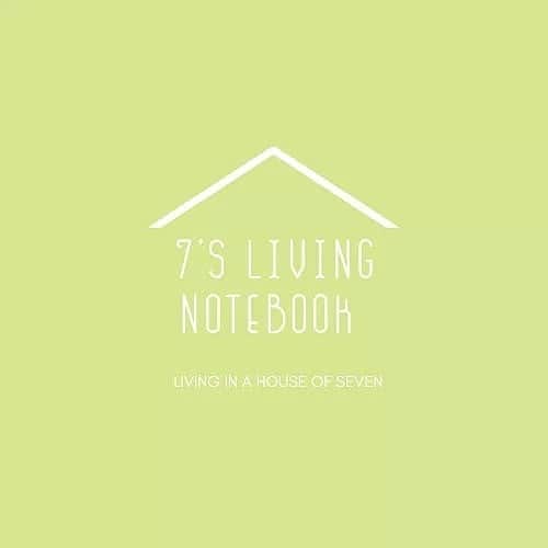 栁川かおりのインスタグラム：「『7's Living notebookはじめました。』  料理家7人が集まって 料理レシピを中心に暮らしのあれこれを綴る暮らしノートがスタートしました。 7's Living notebook @sevens_living_notebook  私もそのLifestylistのひとりとして "自分の好き"を気ままに愉しんでます。  そこでの"私の好き"はシンプルなレシピ。  いつもレシピはささっとメモするくらいなんだけど そんなシンプルさが好き!  そんなメモみたいシンプルなレシピを紹介します。」