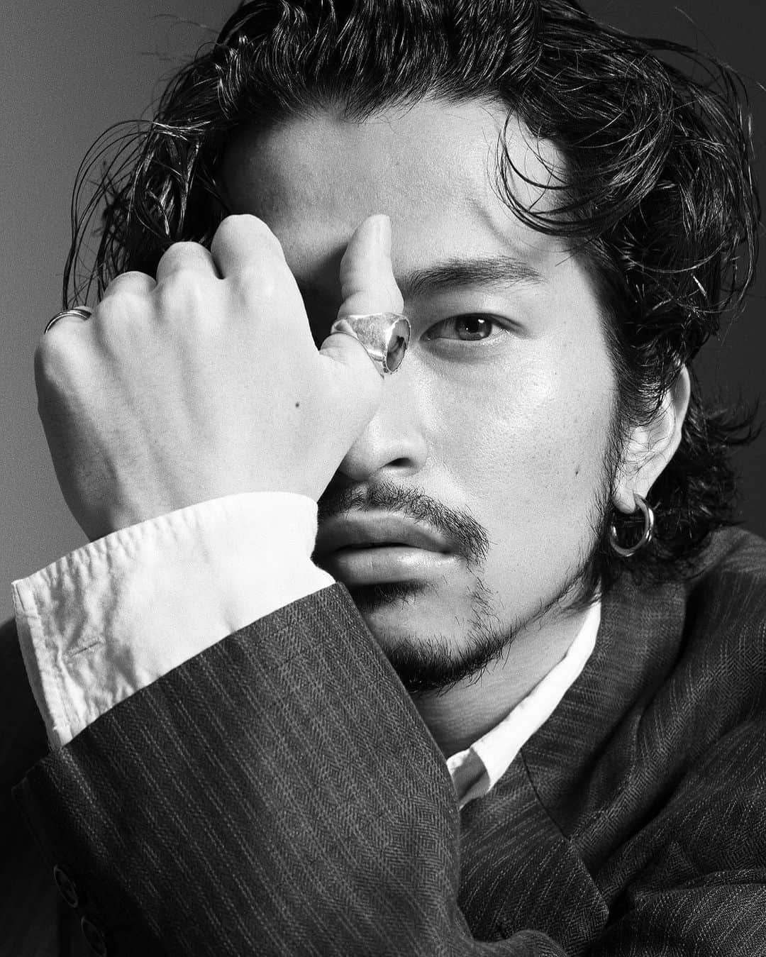 常田大希のインスタグラム：「✖︎ GQ @gqjapan  ㅤ The legendary “KAZUMI KURIGAMI” ㅤ Photo : @kuri1936  Styling : @tsuyoshikurata  Hair : @rr_takai_ #gqjapan #gq」