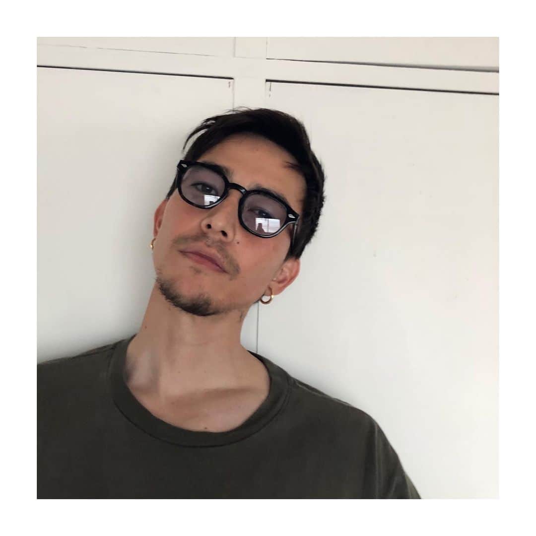 SEN（三辻茜）のインスタグラム：「Throwback accessories 昔のアクセ」