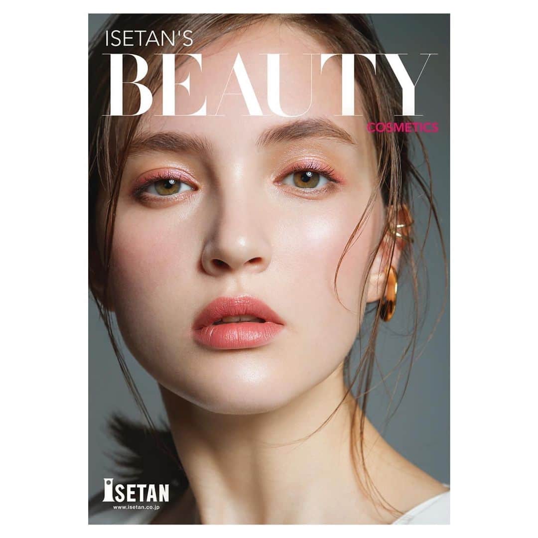 菊地泰久のインスタグラム：「@isetan_beautyapothecary   #isetanbeauty #cosmetics #cosme #菊地泰久 #yasuhisakikuchi #beauty #makeup #fashion #portrait #shooting #photography #photographer」
