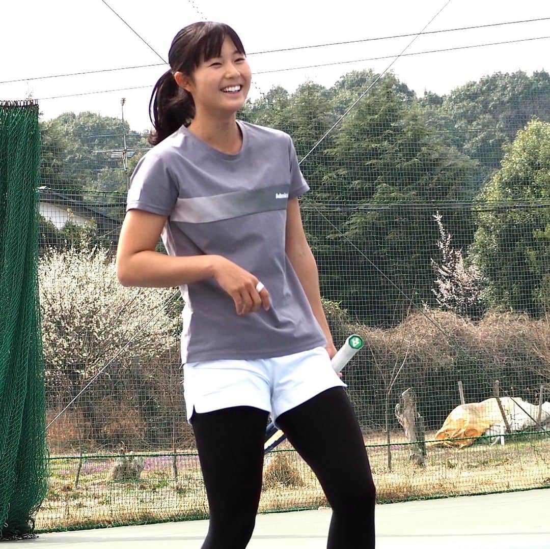 佐藤久真莉のインスタグラム：「試合に向けて良い練習とトレーニングが出来ています！  ﻿ ﻿ ﻿ #テニス ﻿ #テニス女子﻿ #テニスウェア ﻿ #プロテニスプレイヤー ﻿ #スポーツ ﻿ #スポーツウェア ﻿ #スポーツ女子 ﻿ #武内総合会計﻿ #富士薬品 ﻿ #アドミラルアスレ﻿ #吉田歯科クリニック ﻿ #ヨネックス ﻿ #professionaltennis ﻿ #tennis ﻿ #tennisgirl ﻿ #tennisplayers ﻿ #sports ﻿ #admiralathletics」