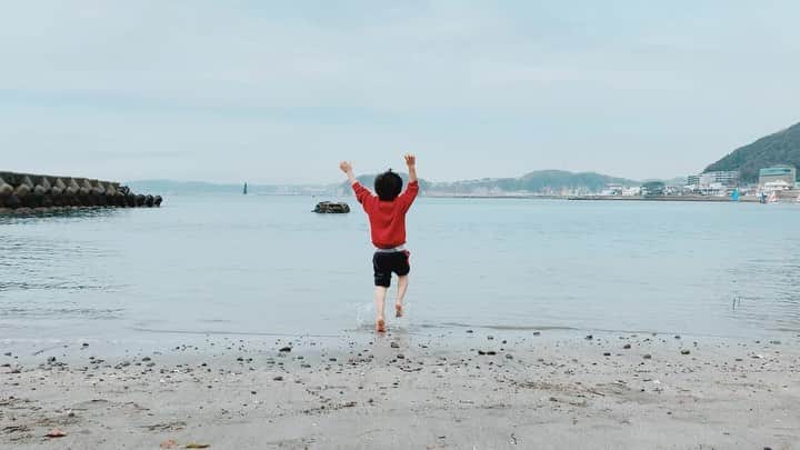 宇藤えみのインスタグラム：「都内でのダメダメダメから解放された坊。笑 #暮らし」