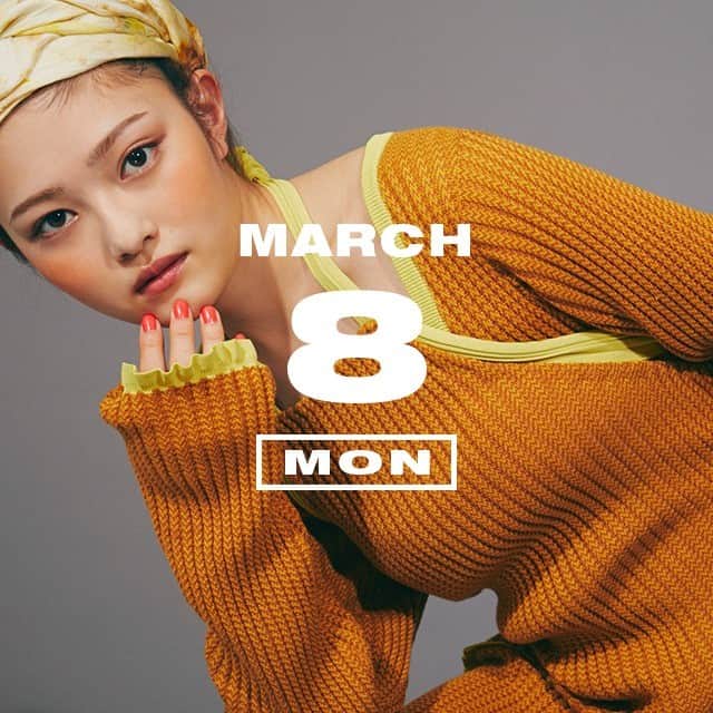 のインスタグラム：「3月8日『みつばちの日』。みつばちをモチーフに #井上咲楽 がキュートになりきり！  NYLON.JPでは「365日、毎日がアニバーサリー」をテーマに、ファッショナブルでユニークなスタイリングを毎日提案しているよ！   nylon.jp/365/2021/3   MODEL：SAKURA INOUE（HORI PRO） @bling2sakura  #365anniversary #fashion #makeup #bomdiaeauty #style #今日は何の日 #make #nylonjapan #nylonjp #coordinated #coordinates #ootd #outfi #coordinate #photography #beautiful #photooftheday」