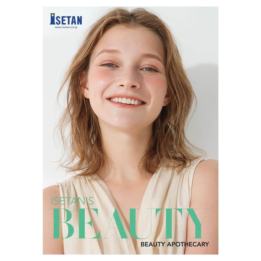 菊地泰久のインスタグラム：「@isetan_beautyapothecary   #isetanbeauty #cosmetics #cosme #菊地泰久 #yasuhisakikuchi #beauty #makeup #fashion #portrait #shooting #photography #photographer」