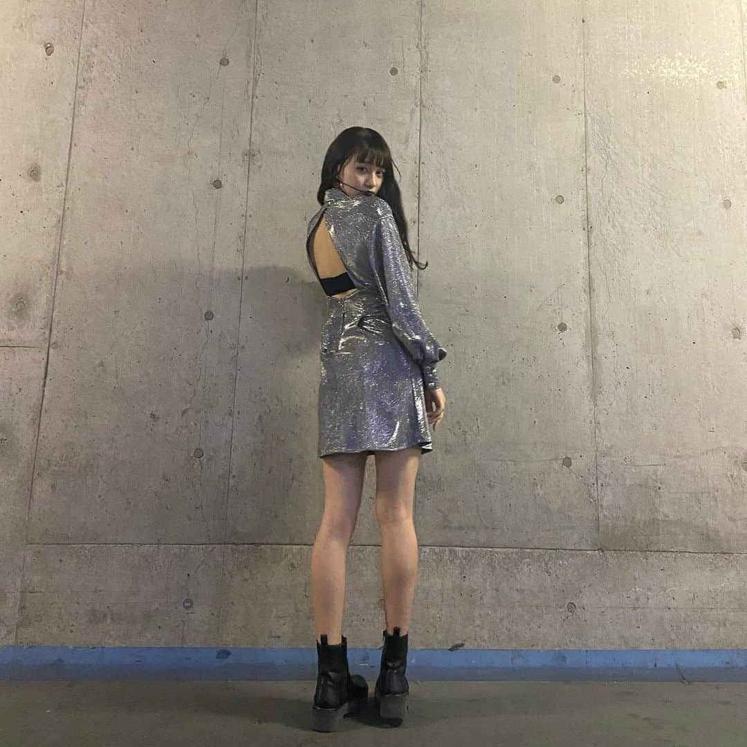 長谷川美月さんのインスタグラム写真 - (長谷川美月Instagram)「💎  #関西コレクション ありがとうございました☺︎  今回は珍しくオトナな衣装...❤︎ とても可愛い、お気に入り。！  久々の有観客ステージ本当に楽しかったですし、 あの大きな舞台でパフォーマンスする事ができて 本当に幸せでした🌙！  ご来場くださった方はもちろん、 LINELIVEで見てくださった方も 本当にありがとうございました！」3月8日 19時33分 - mxx.____29