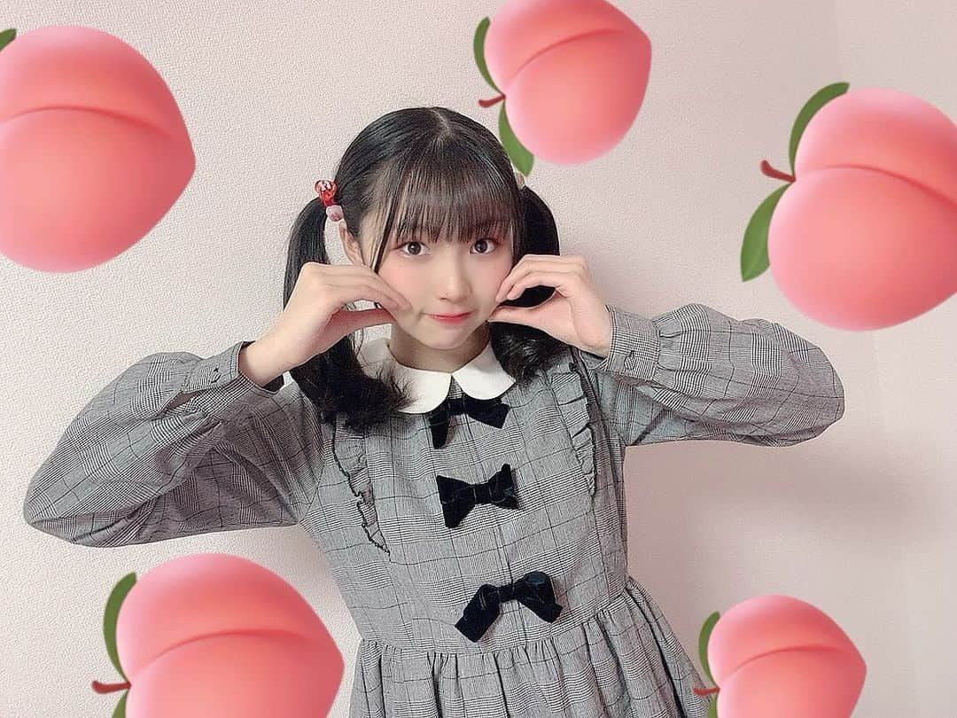 平野百菜さんのインスタグラム写真 - (平野百菜Instagram)「ももの背景で写真をとってみたももです🍑🍑🍑🍑🍑🍑🍑🍑  もも、だーいすき🍑  #ske48  #平野百菜」3月8日 19時55分 - morimori180905