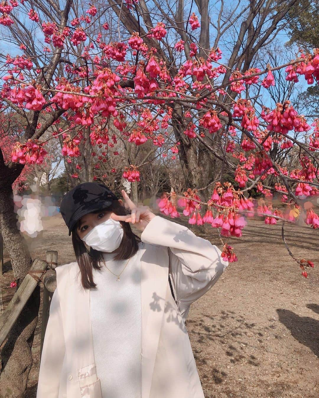 川本紗矢さんのインスタグラム写真 - (川本紗矢Instagram)「こんばんは☺︎ Selamat malam☺︎ . #春 #桜 #さくら #サクラ #🌸」3月8日 20時10分 - sayaya_38