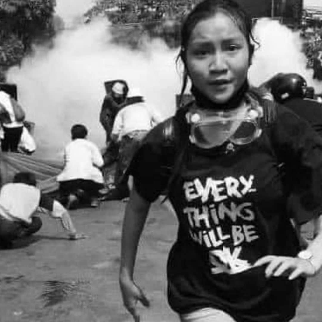 アンドレイ・ペジックさんのインスタグラム写真 - (アンドレイ・ペジックInstagram)「Stand with 19 year old Ma Kyal Sin shot dead by a rooftop sniper after she busted a water pipe so that other protesters could wash their eyes in the middle of burning tear gas. Featuring her music video in the last slide. What an angel. Stop the genocide! Support the general strike!  #myanmar #whatshappeninginmyanmar」3月8日 18時24分 - andrejapejic