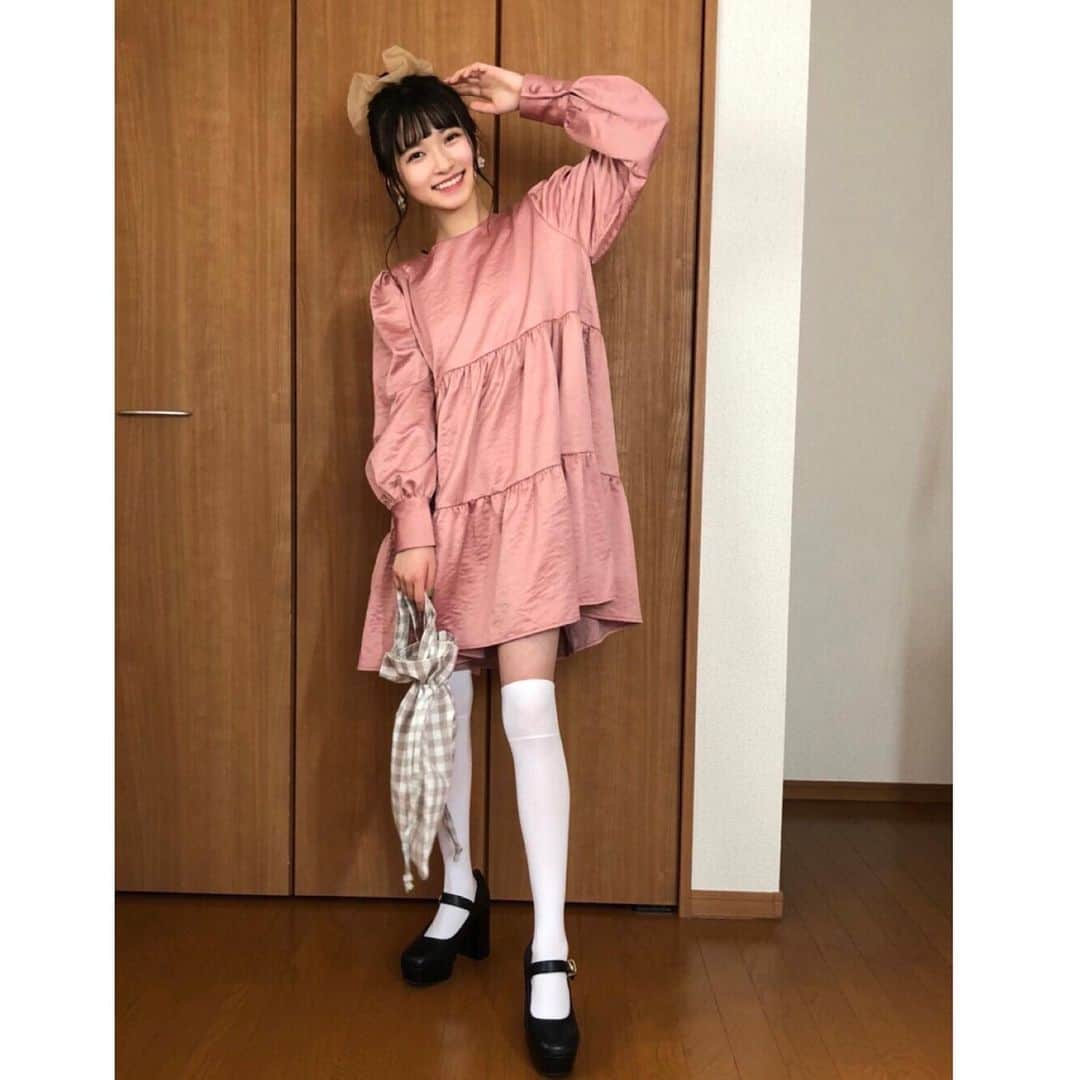 ニコ☆プチのインスタグラム：「アリスの「元気をお届けコーデ」🌞﻿ ﻿ 後ろ姿までかわいいって最高💕﻿ ﻿ ﻿ 💌アリスからみんなへメッセージ💌﻿ 私はあともう少しでニコプチ卒業です...。﻿ 悲しいですが、卒業まであと少しの間でも皆さんに楽しんで頂けたら嬉しいな！　﻿ いつも皆さんが笑顔でいられますように！！﻿ ﻿ ﻿ #ニコプチ﻿ #桧山ありす﻿ #プチモの私服」