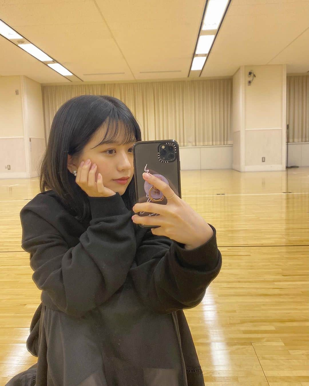 篠崎彩奈さんのインスタグラム写真 - (篠崎彩奈Instagram)「. 自主練してきました☺︎ 明日は約二ヶ月ぶりの公演！どきどき...」3月8日 20時56分 - ayana.s_official