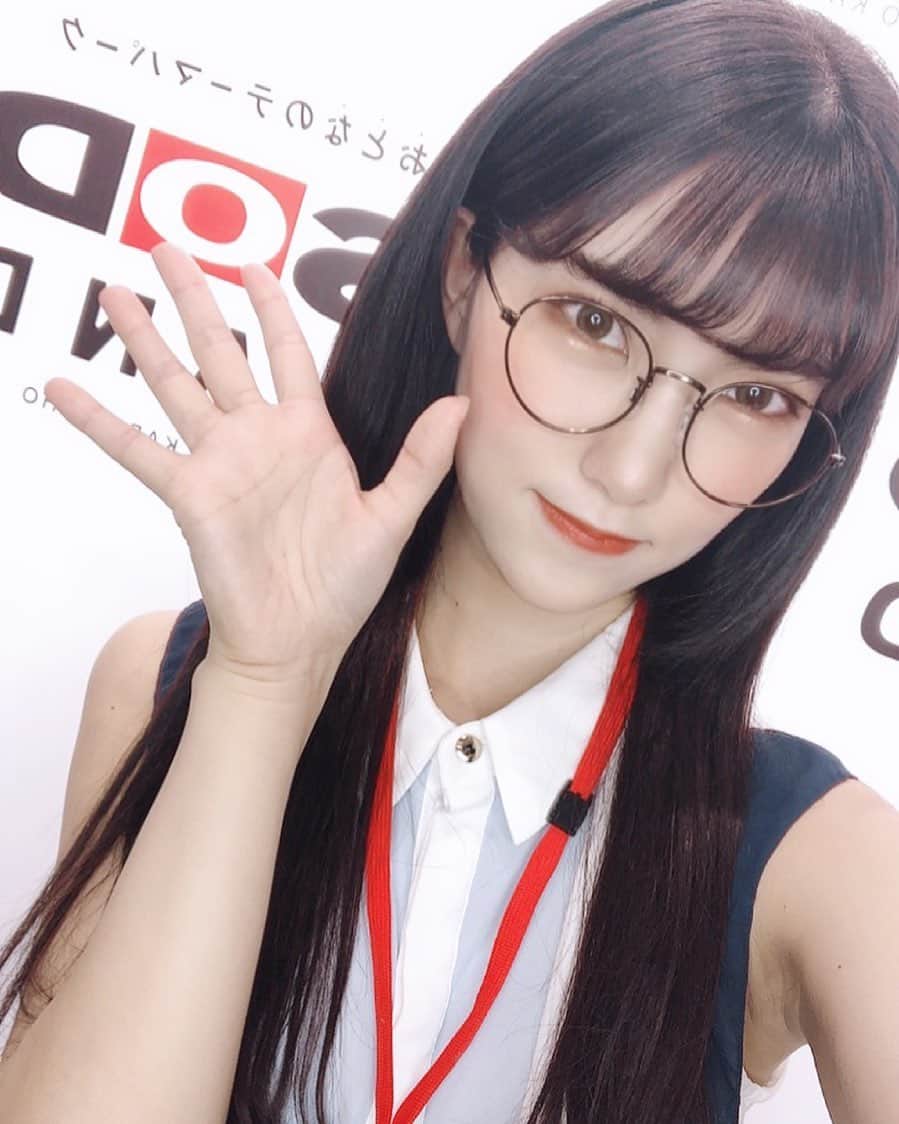 東条蒼のインスタグラム：「＊ ・ ・ 今度は4Fのサイレントバーに出勤したいな🤍 ・ ・ その夢が叶ったら、ぜひ、水着姿をエロい目でみにきてね🤍笑笑 ・ ・ 身体磨かなきゃっっ🏃‍♀️ ・ ・ 昨日はとても楽しい時間をありがとうございました☺️ ・ ・ 毎回SODLANDに来てくださってた方が、実家に帰るから来れなくなると報告を受けてとても寂しくなったけど、一年後には東京に戻ってくるようなので、それを糧に一年はがんばれそうです笑笑 ・ 一年後も、SODLANDに出勤できていますように💫 ほされていませんように💫 神頼み🙏 ・ ・  ・ #ファンディング #ラポルノファンディング ・ #撮影会#東条蒼 #クルーズグループ #セクシー女優 #av女優 #メガネ女子 #黒髪 #ショートヘア #あおたん　#teamメレンゲ #followｍe #following #japan #girl #photooftheday #tagsforlikes #instalike  #台湾 #香港 #粉我 #拍照 #照片 #人像攝影」
