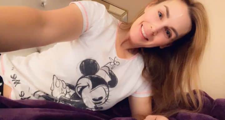 ターニャ・テイトのインスタグラム：「Who's on your t-shirt or pyjamas ? 👕」