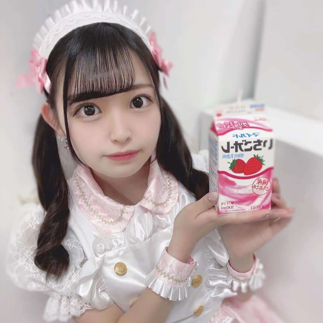 夢咲はるかのインスタグラム：「やっぱりいちごがいちばん好きだよ🥺🍓」