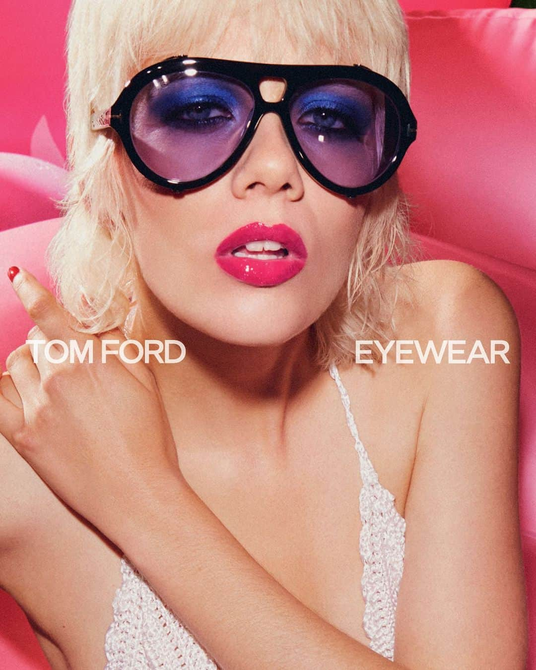 トムフォードさんのインスタグラム写真 - (トムフォードInstagram)「Explore the Spring/Summer 2021 Eyewear. #TOMFORD #TFEYEWEAR」3月9日 1時03分 - tomford