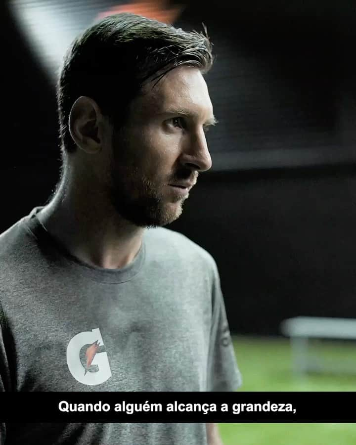 ガブリエル・ジェズスのインスタグラム：「O suor é o caminho para a grandeza, não importa aonde você quer chegar. ⚡️ #gatorade」