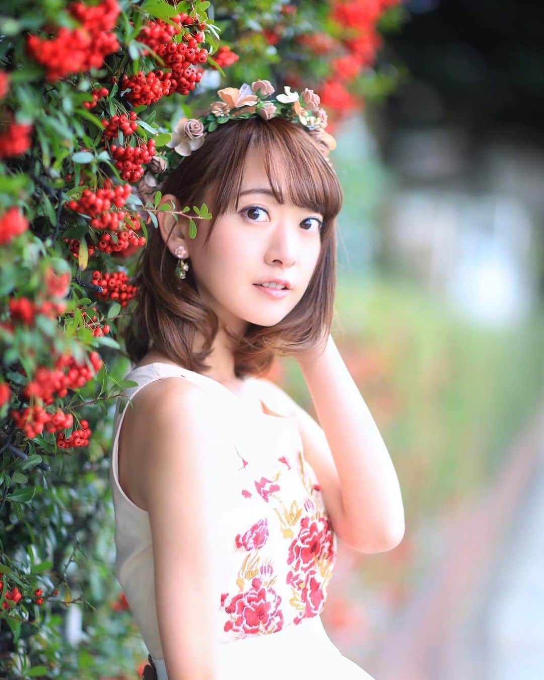 舘林佳史のインスタグラム：「アイドルグループ グラドールのこうちゃん🥰💓  応援よろしくお願いします😘  ﻿ ﻿誰でも物語の主人公になれるをキャッチコピーに﻿ ドラマや映画の物語のワンシーンの様なDramaticStoryPhotと言う名前で活動作品作りをしています。﻿ ﻿ 大好評のドラマティックフォトのご依頼はこのクオリティーで30000円〜(ほぼ諸経費)で受け賜わっています)^o^( ﻿ ﻿ 素敵な作品を一緒に作りたい！コラボレーションしたい 美容師・メイクアップアーティストさん ・服飾デザイナーさんクリエイターさんも随時募集中です✨﻿ ﻿ お姫様になりたい👸物語の主人公になってみませんか^ ^⁉︎.﻿ ﻿ ﻿ たった一枚の写真で人生が変わる‼️﻿ ﻿ ﻿ ✨作品作り体験モデルに興味がある方 ドラマティックフォト依頼 撮影依頼 体験モデル募集﻿ ﻿ ①お名前②地域③年齢④身長⑤LINE ID⑥応募理由やお問い合わせ内容⑦最近の髪型スタイルの分かる写真をDMまたはメール下さい✨﻿ ﻿ 📩contact@dramaticphoto.jp﻿ ﻿ モデル宣材撮影 コンポジ Book作り プロフィール撮影 ブライダルフォト記念撮影 衣装レンタル 成人式 着物 ドレスロケーションフォト スチール サロンモデル撮影 写真集等撮影のご依頼何でもお気軽にお問い合わせDM下さい✨📩 .﻿ ༚┈❁┈༚༝༝༚┈❁┈༚༝༝༚┈❁┈༚༝༝༚┈❁┈ ༚༝༝༚┈❁┈ . ．﻿ #シンデレラ#ファンタジー#ディズニー#プリンセス#ウエディングフォト#ウエディング#ウエディングドレス#夢の国#フォトジェニック#プロモーション撮影#ドラマティックストーリーフォト#インスタ映え#作品作り #撮影依頼#シューティング#撮影依頼募集中 #ファインダー越しの私の世界 #写真を撮るのが好きな人と繋がりたい  #ストロビスト#ポートレート#ポートレートモデル#モデル募集#被写体#カメラマン#フォトグラファー#photographer」