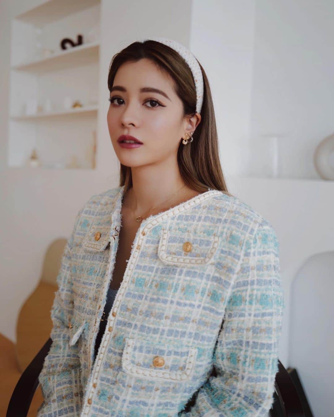 のインスタグラム：「💙🧊🫐⛅️🦕  最近有很多新企劃📝 有時候就是不把頭先洗下去了 就永遠沒有開始對吧🤣  #新的poscast聽了嗎 #tuesdaymotivation」