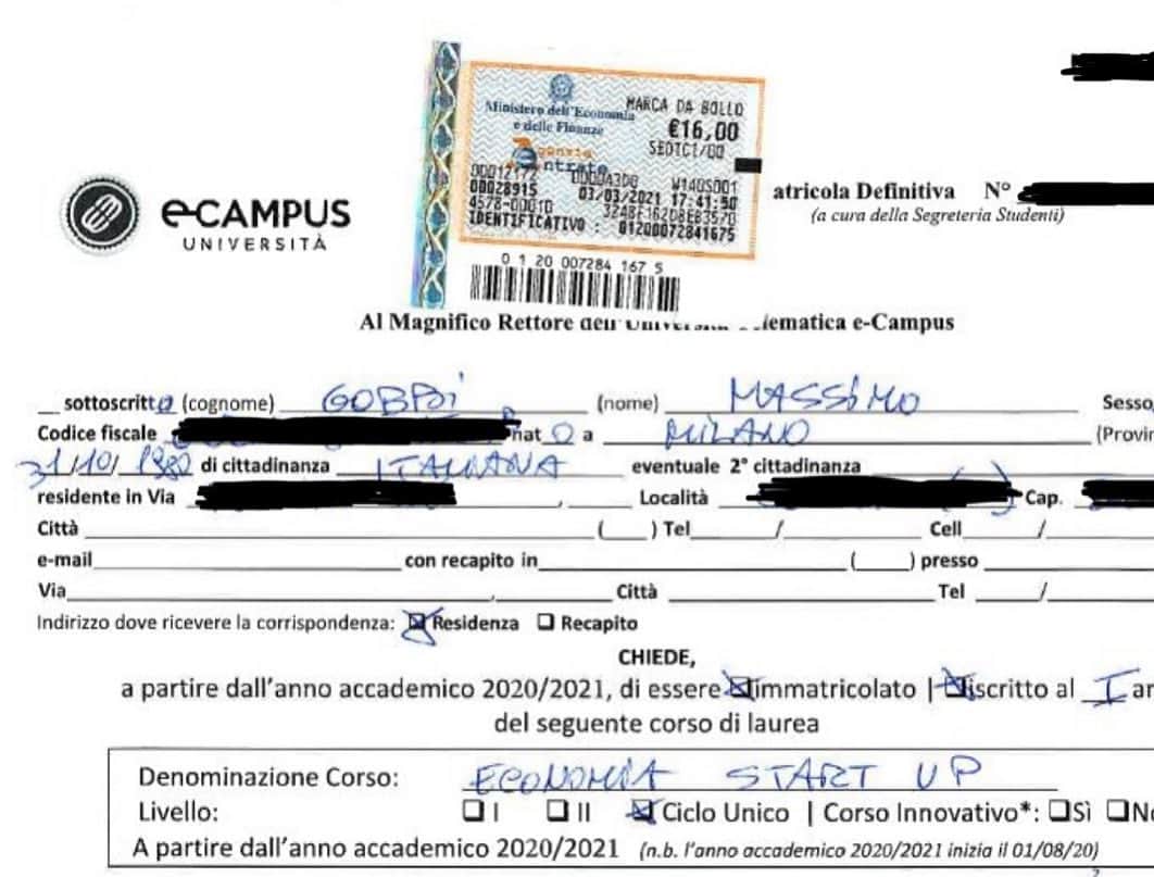 マッシモ・ゴッビのインスタグラム：「New challenge...  Back to school 😃🤯✍️📖📚 #università #economia #startup  @uniecampus」