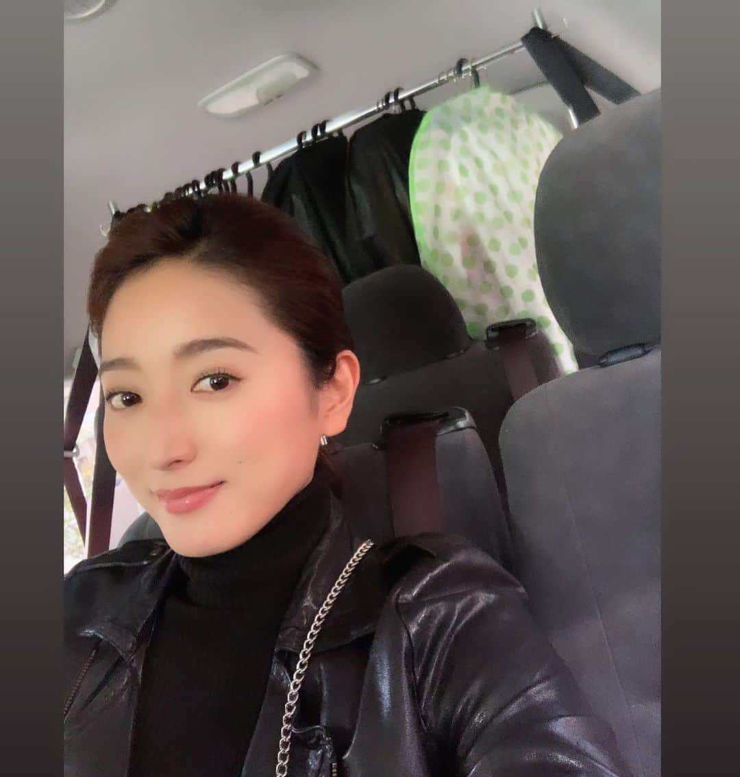 葛巻佳那のインスタグラム：「今日は浜松で久々の映像撮影🎞 ちょっとドキドキしちゃう、あの 「3.2.1スタート🎬」の瞬間が好き💓 出来上がったCMみてみたいな〜📺 お疲れ様でした🙏 ありがとうございました！」