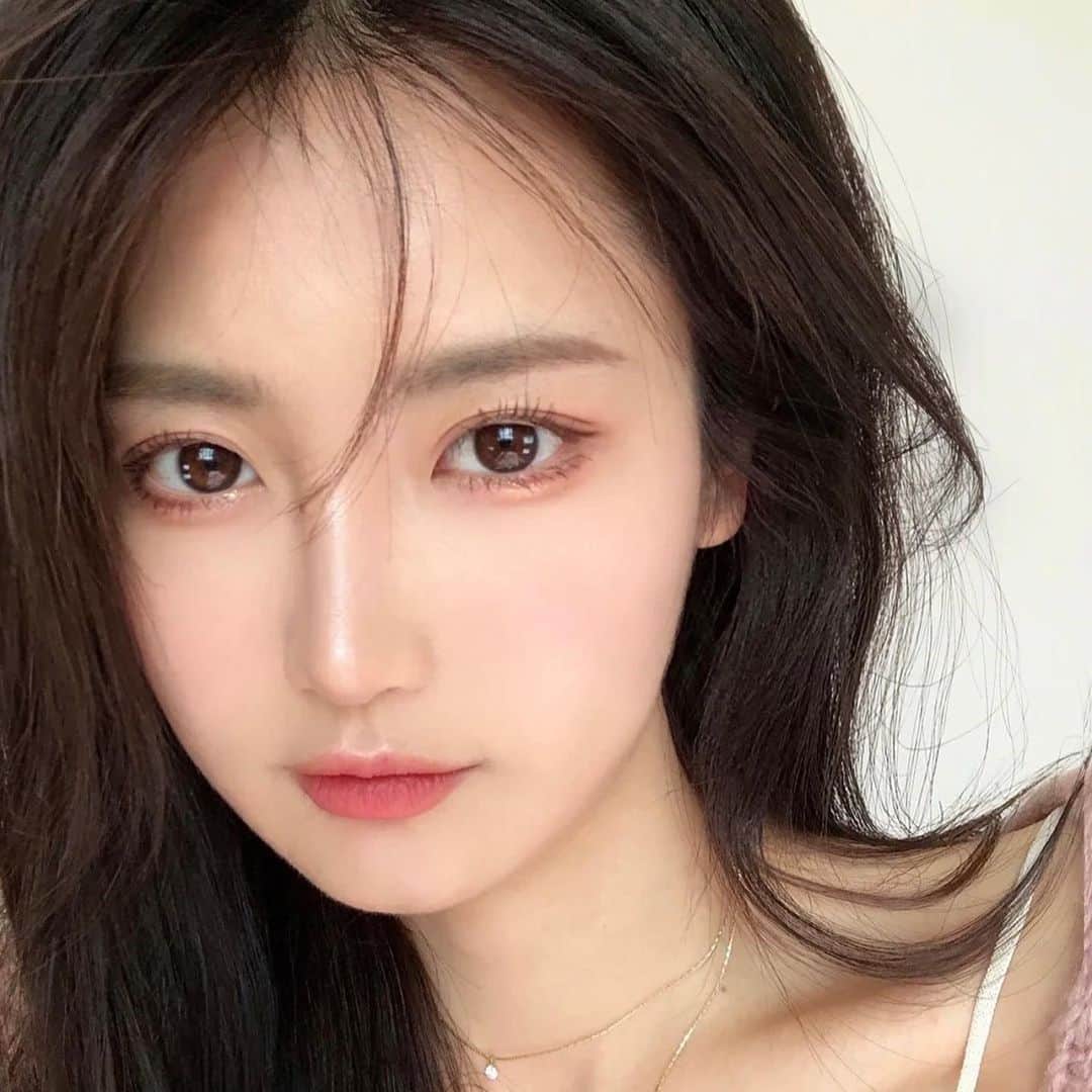 星來のインスタグラム：「外国人×国宝級美人。 #外国人 #国宝級美人 #美しい #いいね返し #インスタ映え #instagood #instalike #f4f #l4l #likeforlikes #likeforfollow #いいねした人全員フォローする #お洒落さんと繋がりたい #美男美女と繋がりたい」