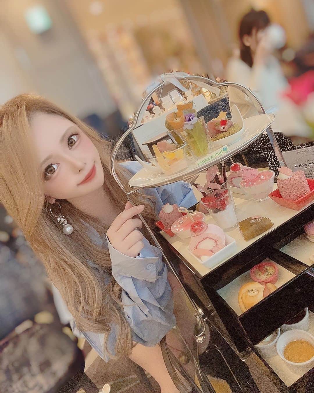 ゆいさんのインスタグラム写真 ゆいinstagram After Noon いちご の季節 美味しかった アフターヌーンティー カフェ アフヌン カフェ巡り 苺のアフタヌーンティーセット いちごフェア スイスホテル南海大阪 かわいい