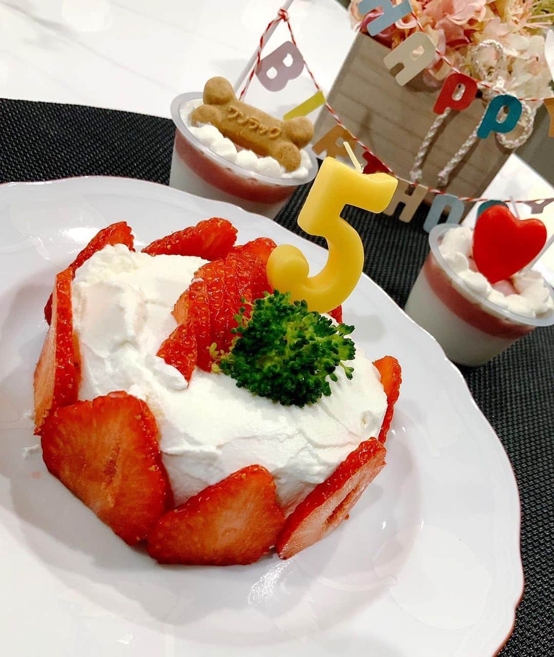 渡辺美奈代さんのインスタグラム写真 - (渡辺美奈代Instagram)「手作りケーキで  #おめでとう #お誕生日 #Minayoごはん」3月9日 21時27分 - watanabe_minayo