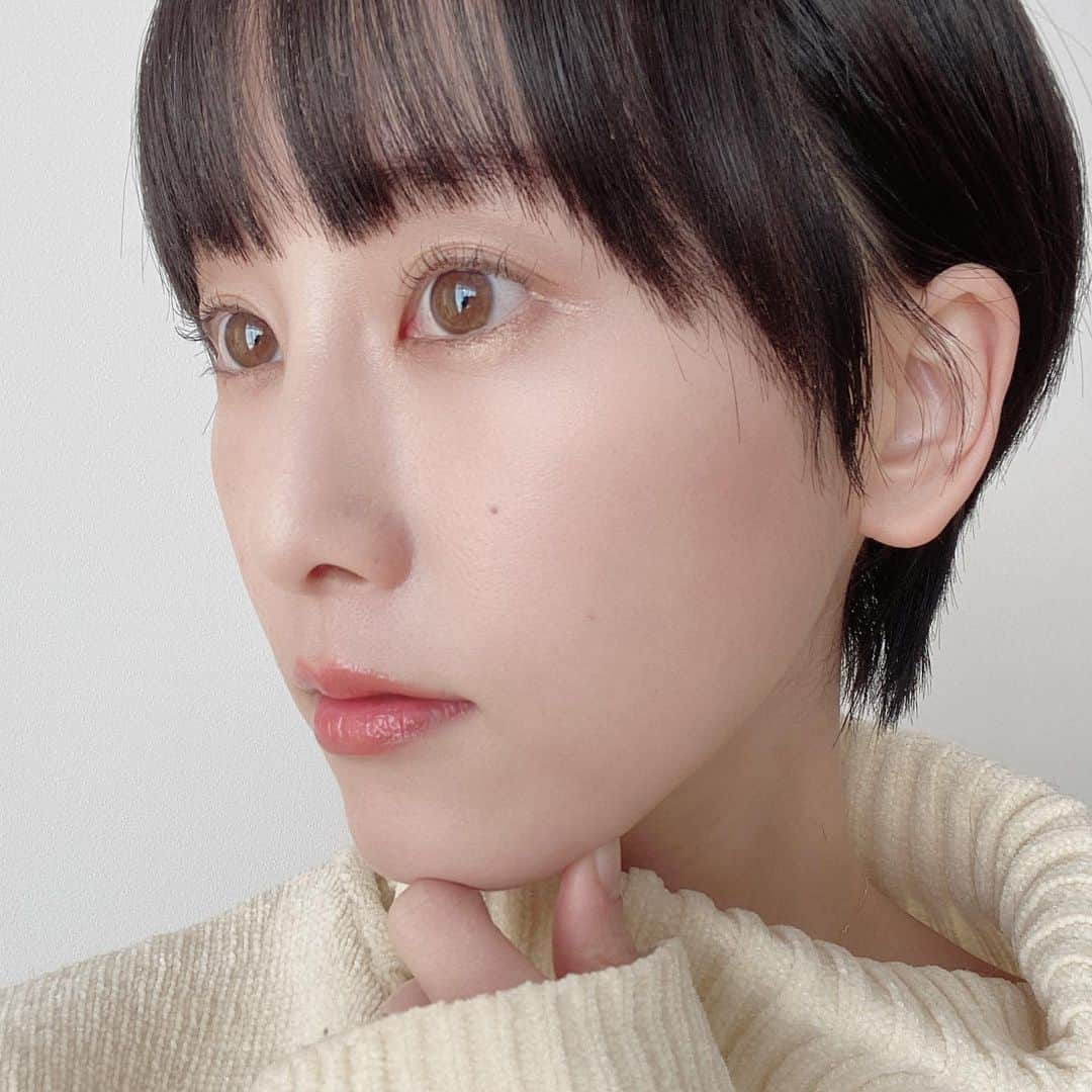 松井玲奈さんのインスタグラム写真 - (松井玲奈Instagram)「まつ毛をあげて、前を向きたい。 ぱぱぱぱぱ。」3月9日 21時20分 - renamatui27