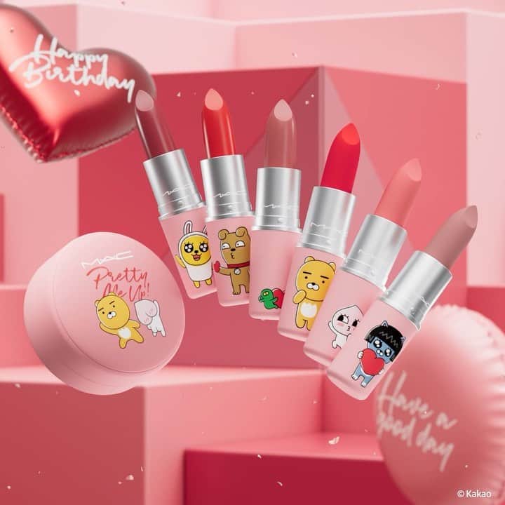 M∙A∙C Cosmetics Japanのインスタグラム：「【明日先行発売！】 韓国最大のメッセンジャーアプリ、「カカオトーク」のオリジナルキャラクターとの限定コラボコレクションが登場💛 ㅤ 明日3/10(水)に三越伊勢丹化粧品オンラインストア meeco・伊勢丹新宿店 @mac_isetan.shinjuku 先行発売 ※meecoでは午前10時より販売を開始いたします。 ㅤ 明日12時〜、#MACインスタライブ にて、「カカオフレンズ」との限定コラボコレクションを使用したメイクをご紹介いたします📣 是非ご覧ください✨ ㅤ ■2021/3/19(金) 限定発売： 公式オンラインショップ／ルミネエスト新宿店／M・A・C 心斎橋 ㅤ #MACXKAKAOFRIENDS #MACXカカオフレンズ」