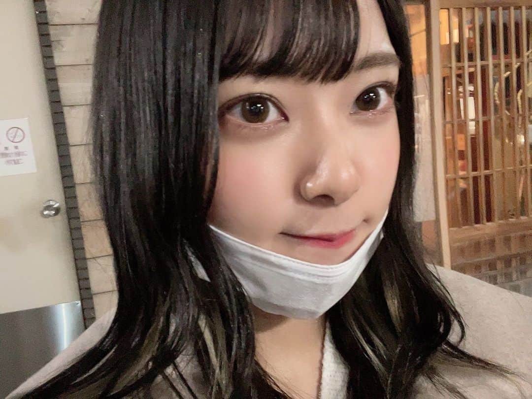 山田寿々のインスタグラム：「‪( ´•̥  ̫ •̥` )‬🖤」
