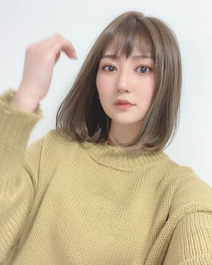 篠原栞那のインスタグラム：「‪‪❤︎‬ ブリーチして痛みまくってた毛がサラサラになるのって嬉しくなるよね🥺💓」